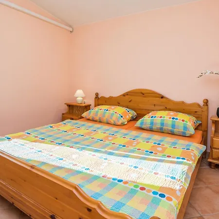 Apartment Loncar Vir